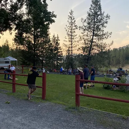 Columbia Point Resort Kettle Falls Exterior foto