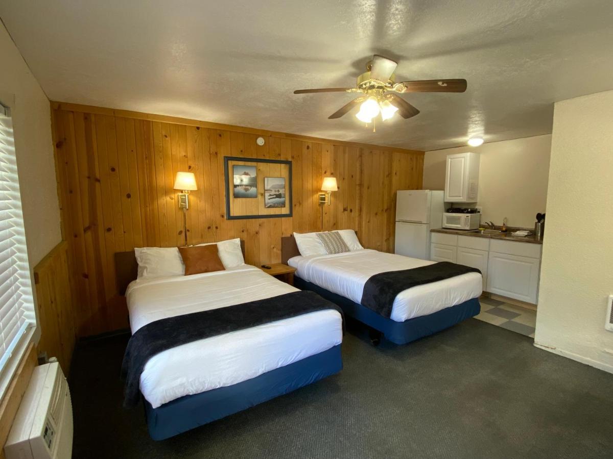 Columbia Point Hotel Kettle Falls
