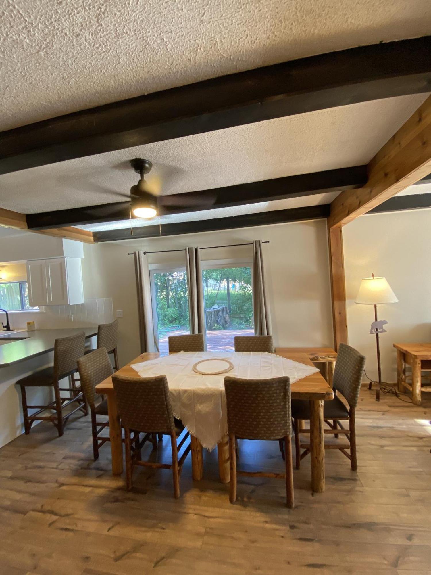 Hotel Columbia Point Kettle Falls