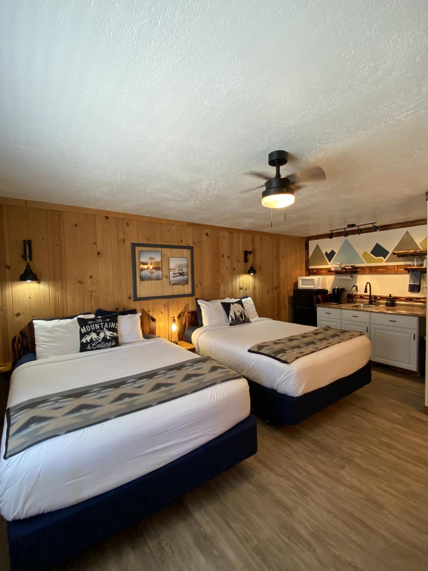 Hotel Columbia Point *